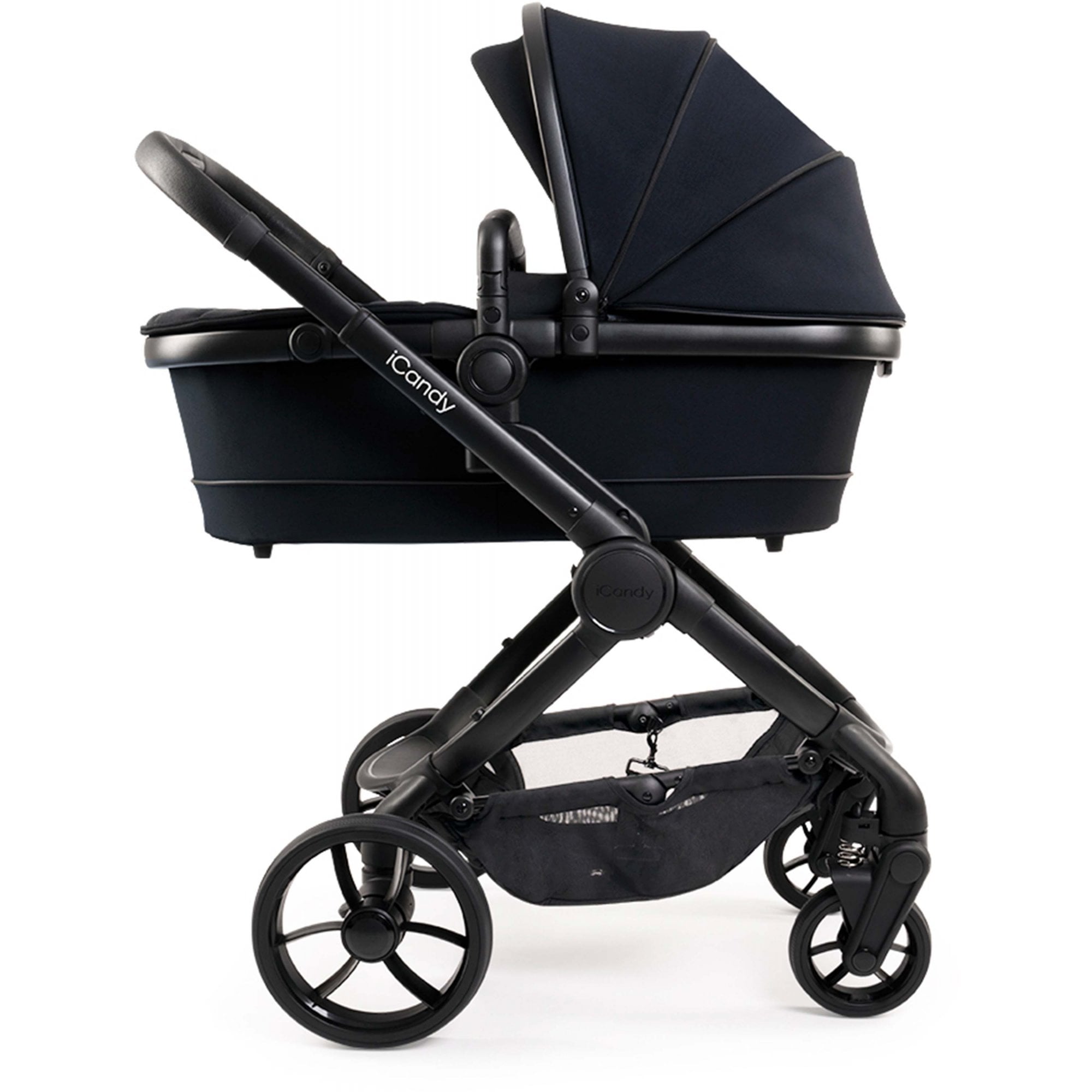 iCandy Peach 7 Complete Bundle Phantom / Black Edition + Cabriofix & Base