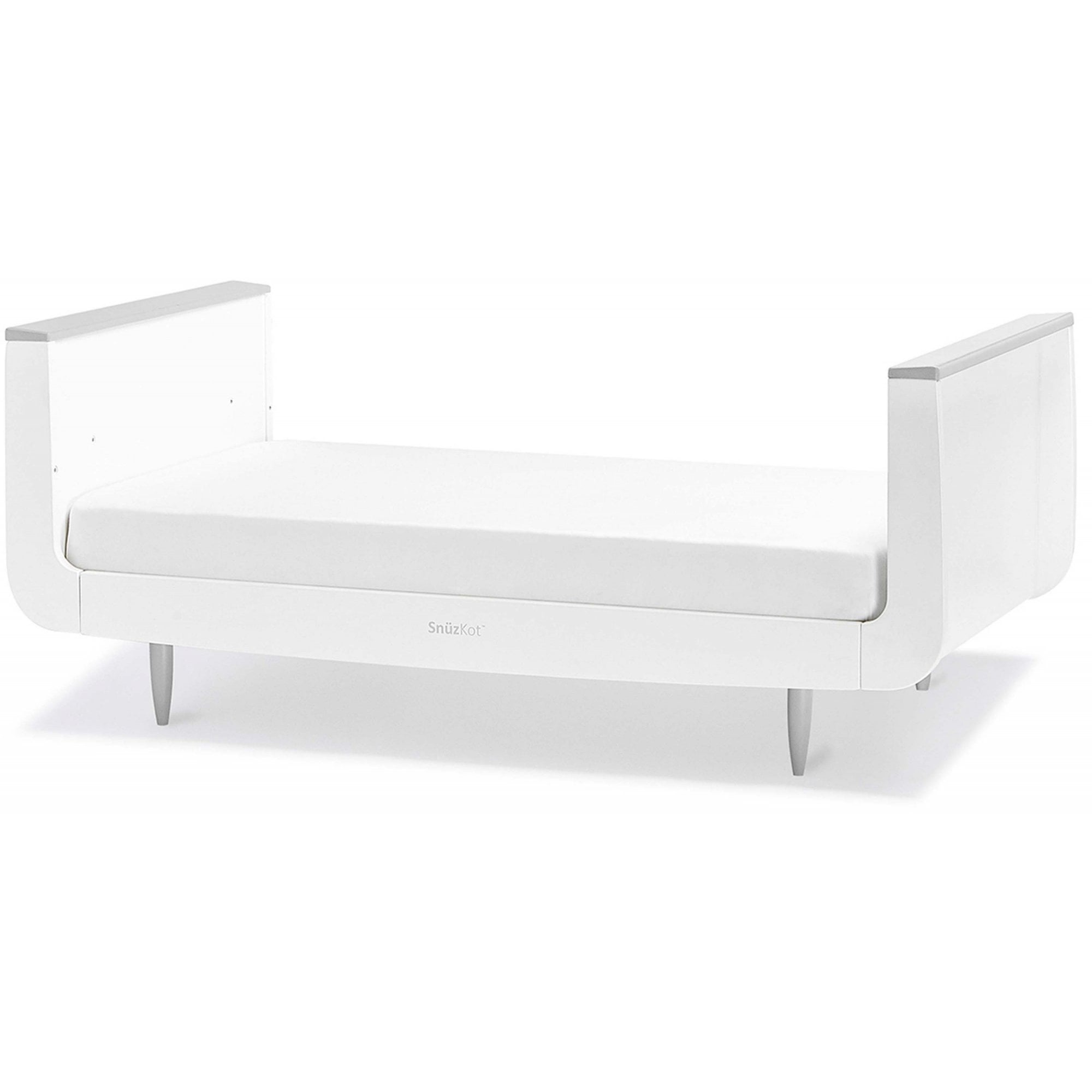 Snuz Snuzkot Skandi Cot Bed Grey
