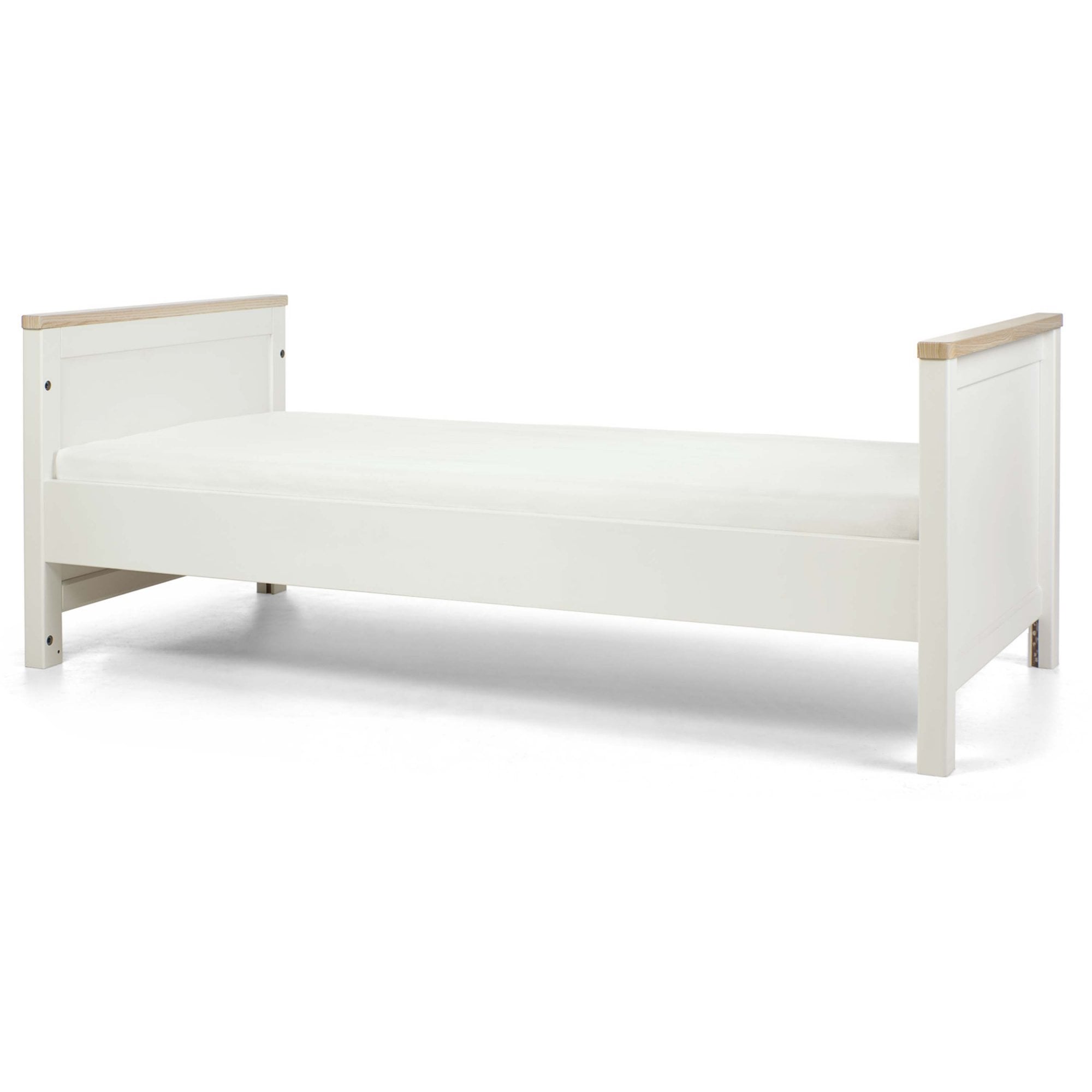 Mamas & Papas Harwell 3 Piece Nursery Furniture Set White/Natural