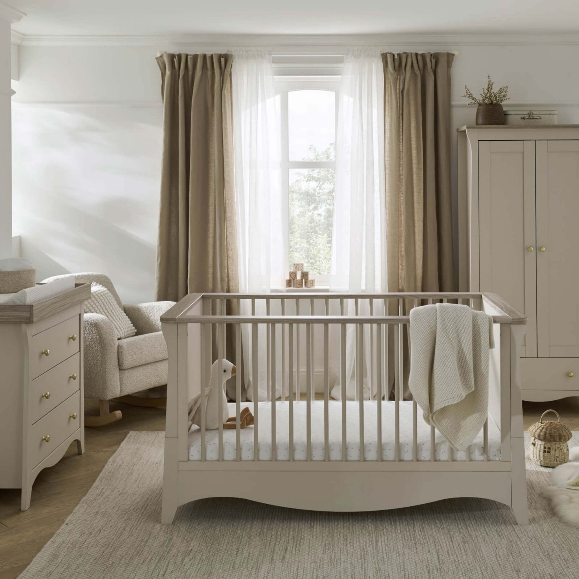 CuddleCo Clara 3 Piece Nursery Set Cashmere