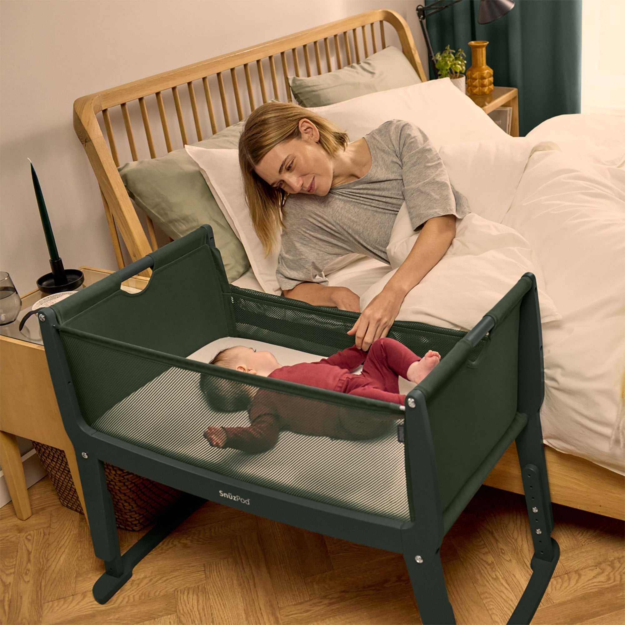 SNUZ SnuzPod Studio Bedside Crib Berlin Green