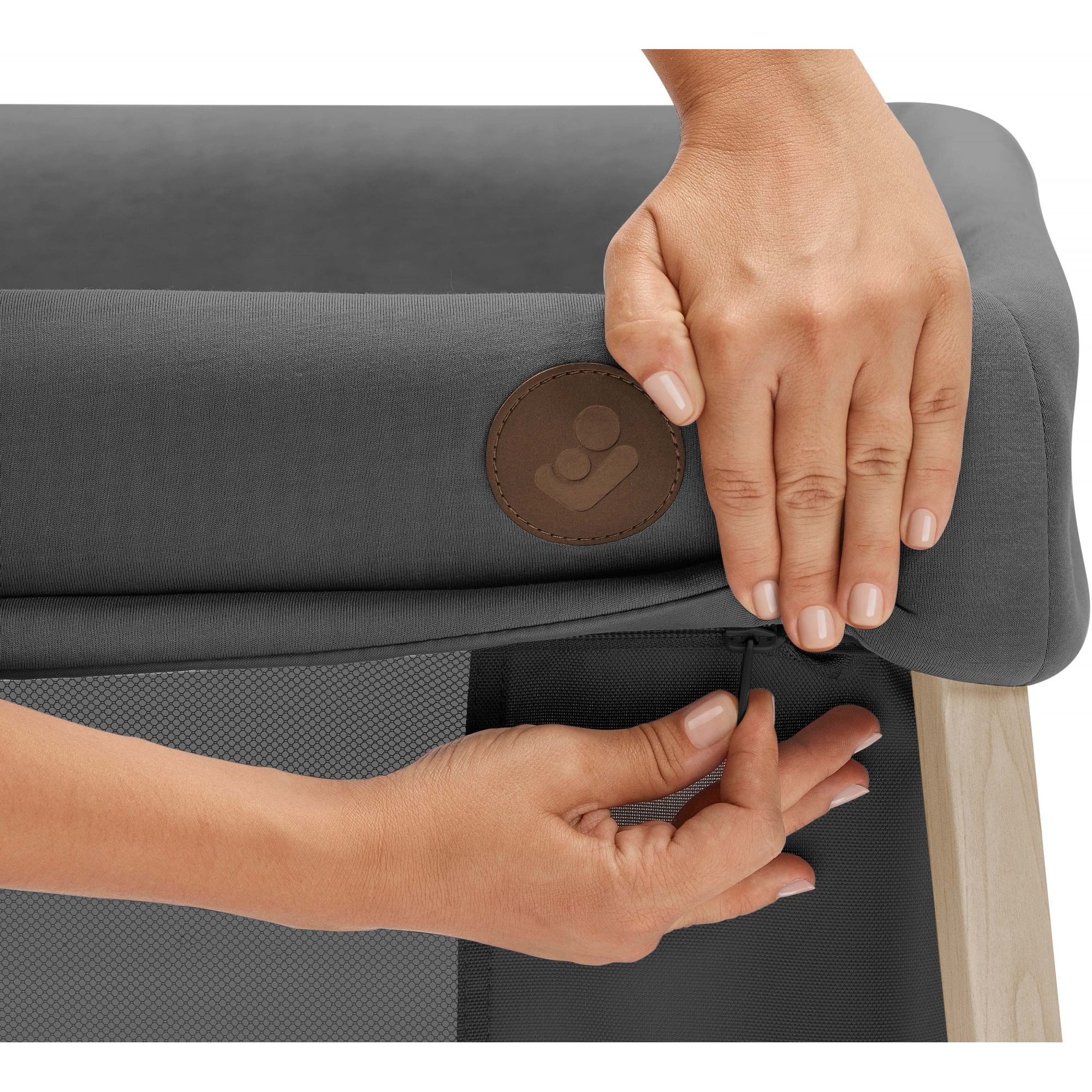 Maxi Cosi Iris Compact Travel Cot Beyond Graphite