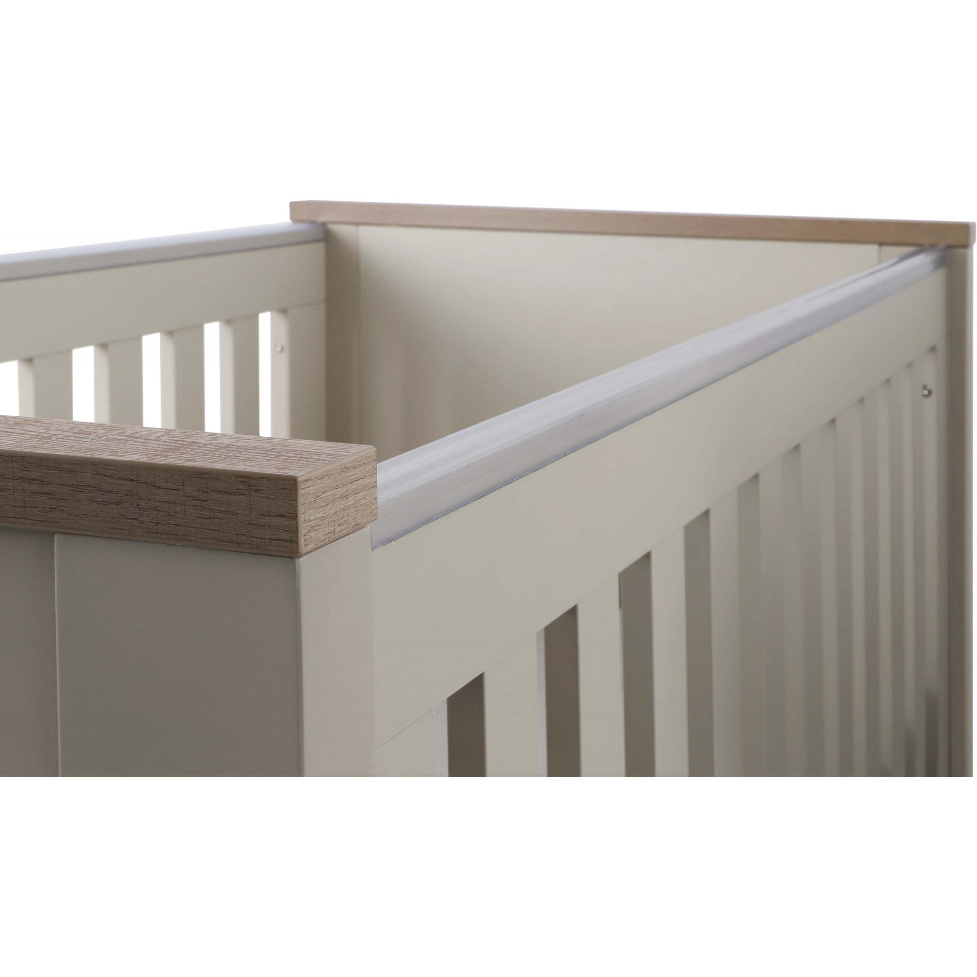 Babystyle Bordeaux Oatmeal Cotbed