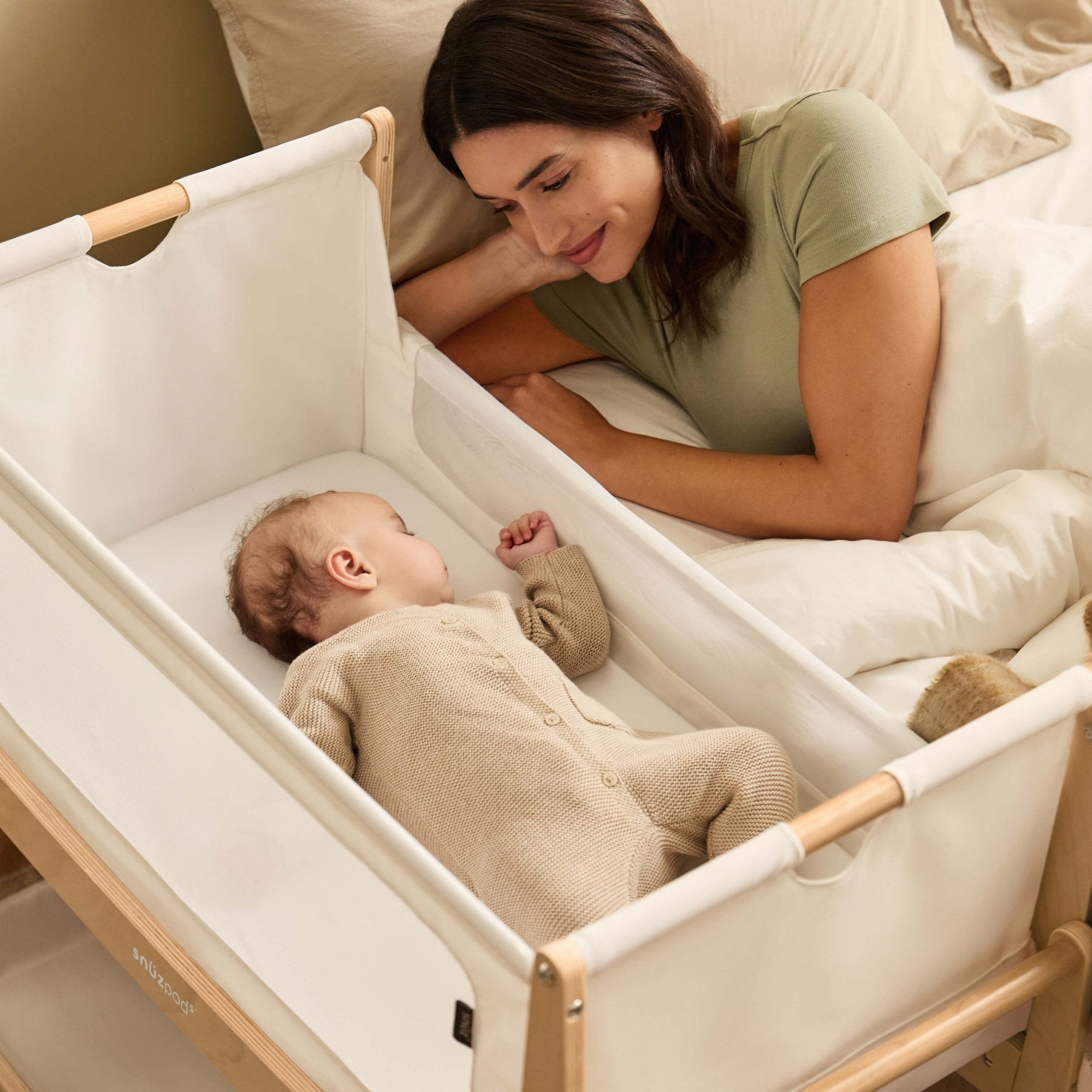 Snuz Snuzpod 5 Bedside Crib Natural