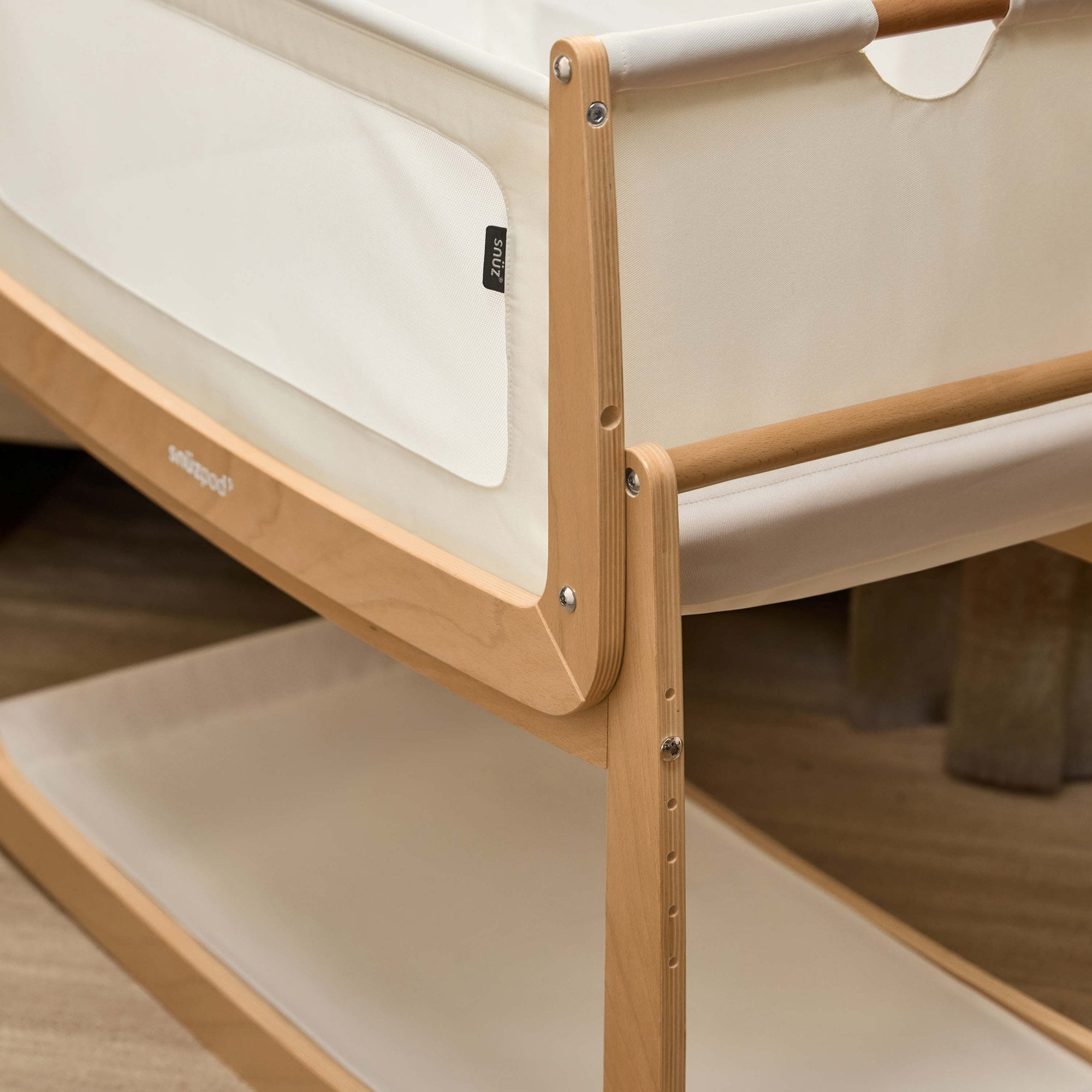 Snuz Snuzpod 5 Bedside Crib Natural