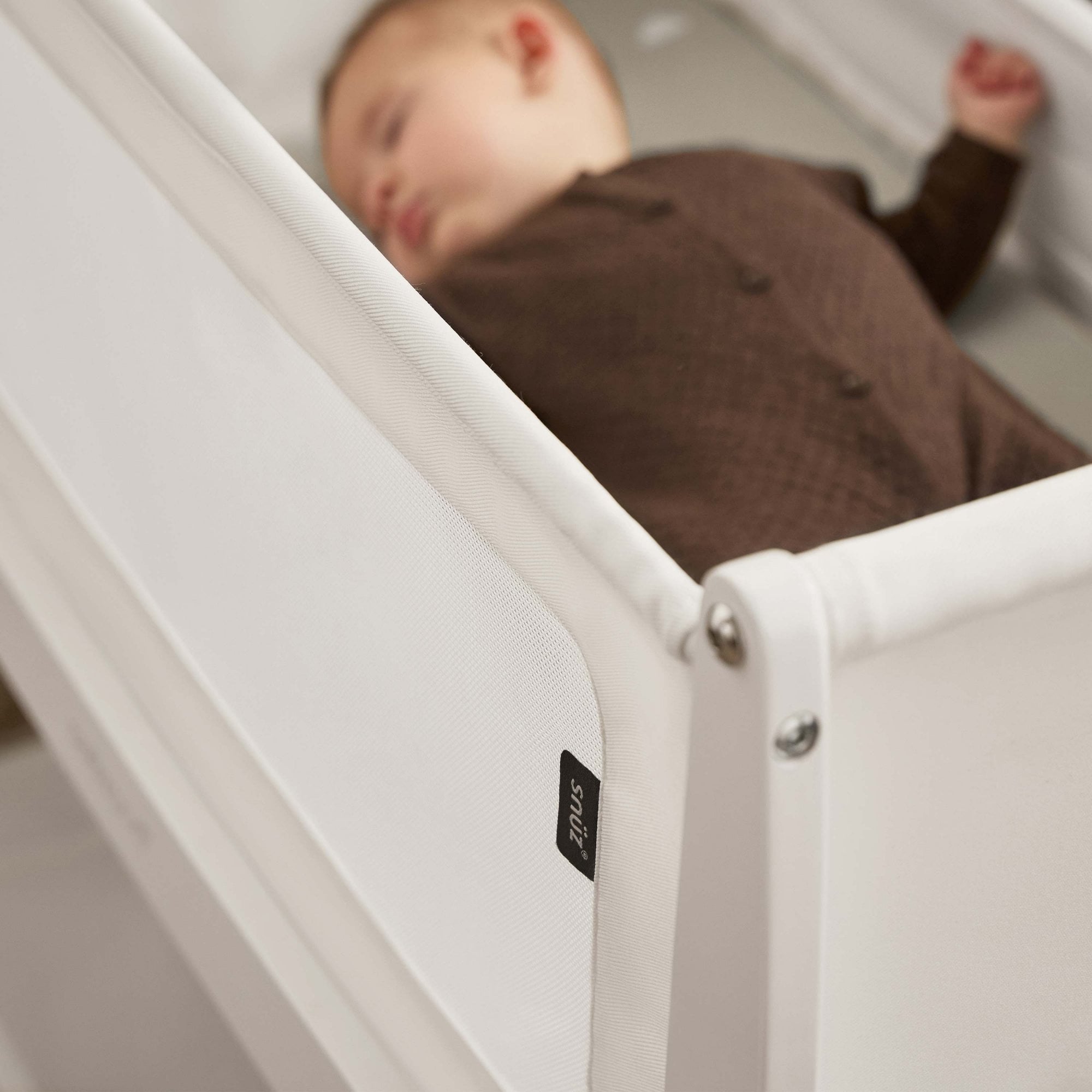 Snuz Snuzpod 5 Bedside Crib White