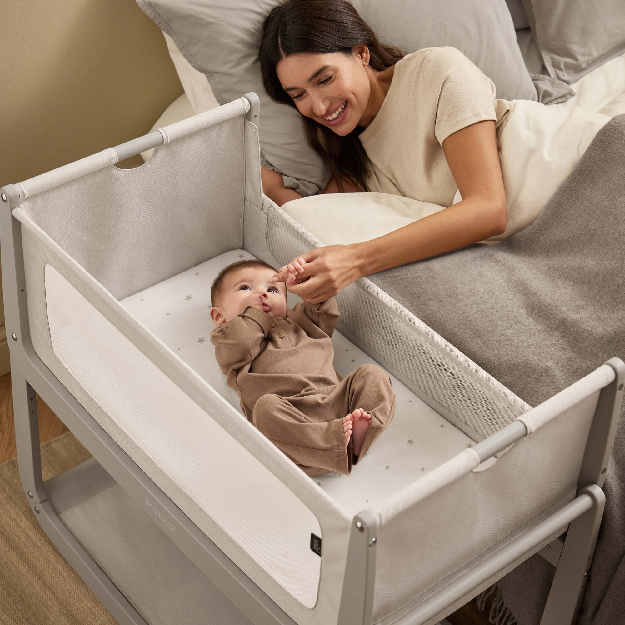 Snuz Snuzpod 5 Bedside Crib Pebble