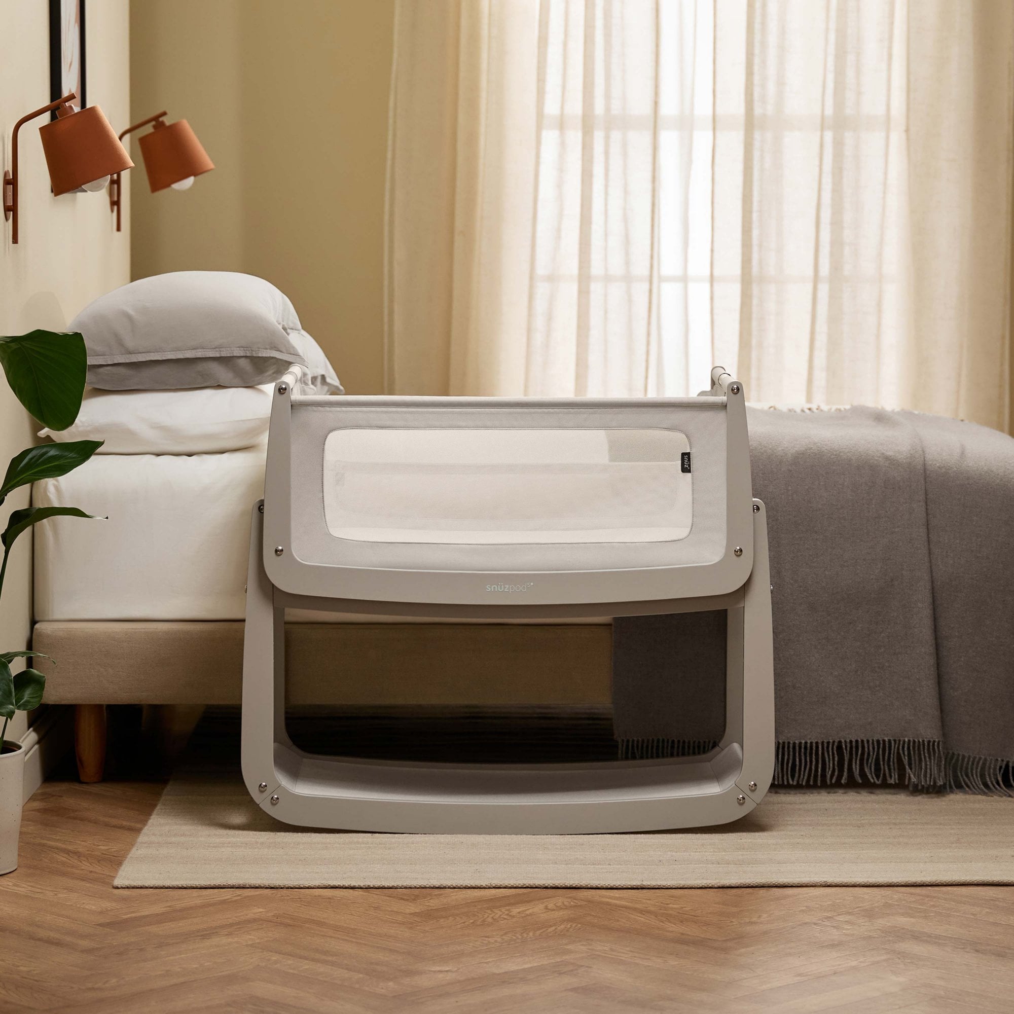Snuz Snuzpod 5 Bedside Crib Pebble