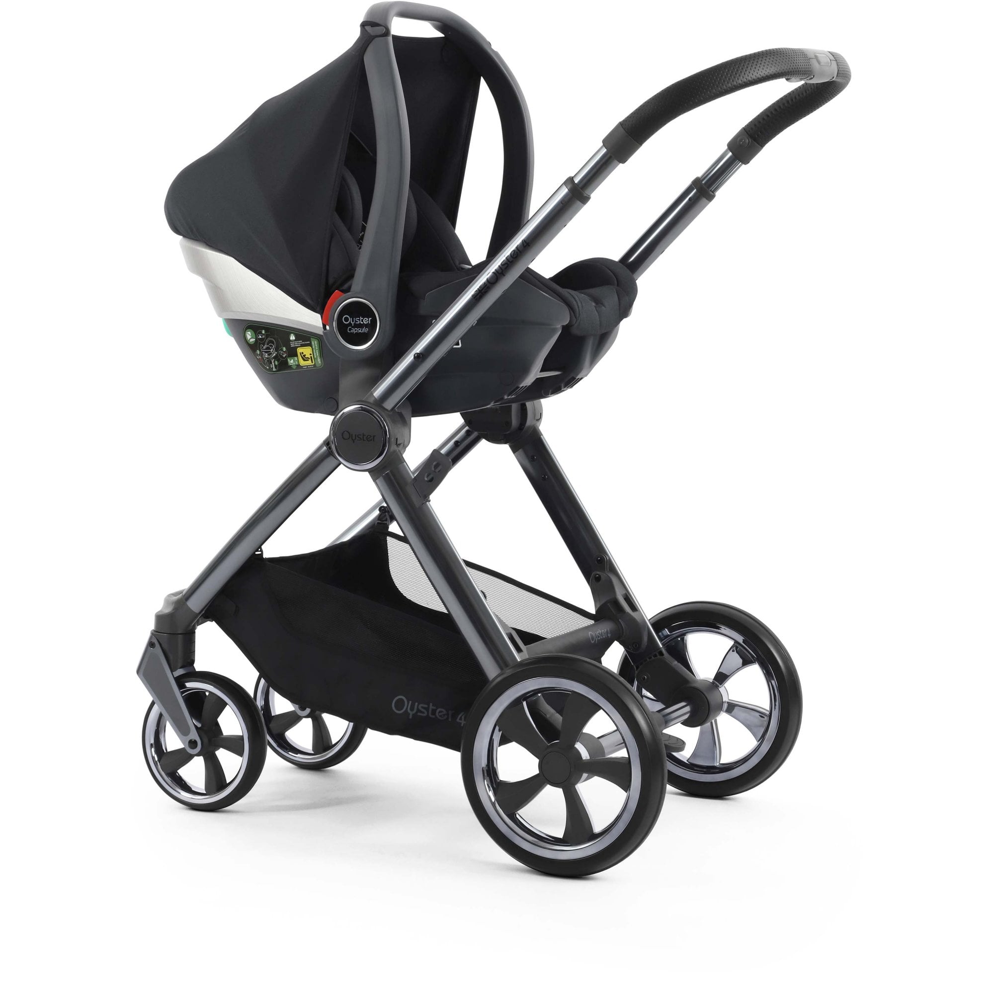 Oyster 4 Essential Bundle Carbonite + Cabriofix Car Seat