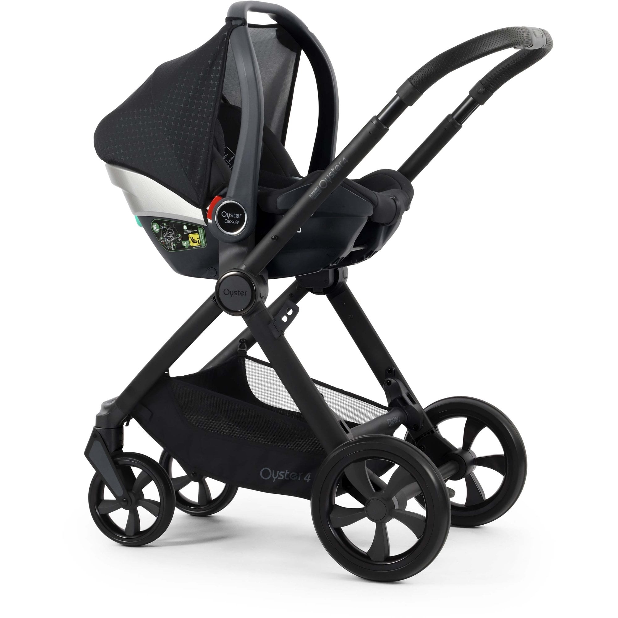 Oyster 4 Essential Bundle Raven + Cabriofix Car Seat
