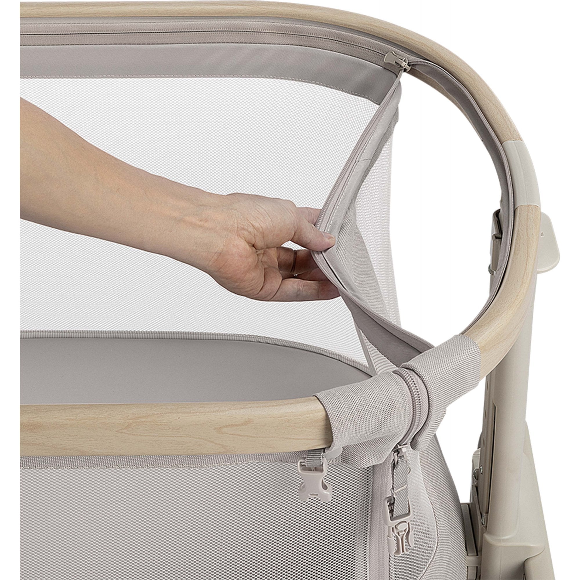 Maxi Cosi Iora Air Co-Sleeping Crib Classic Beige