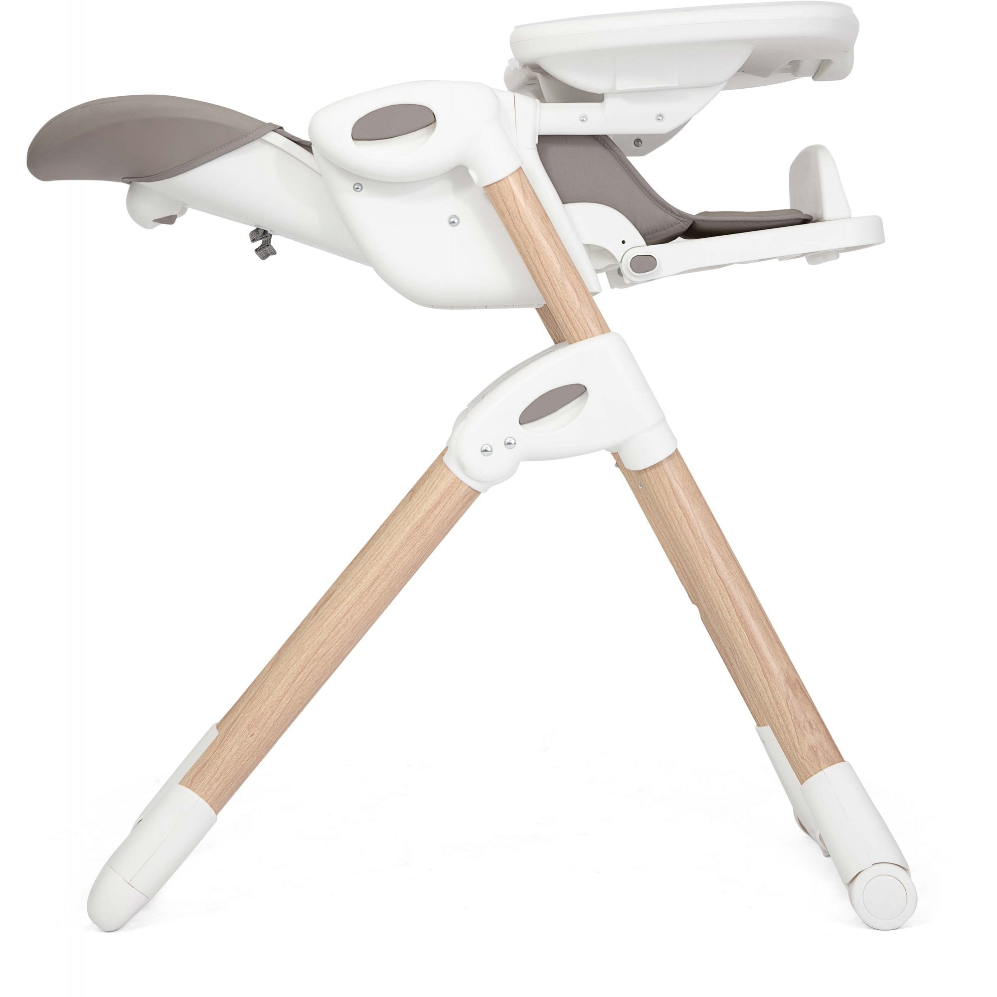 Joie mimzy™ recline Highchair Walnut Wood