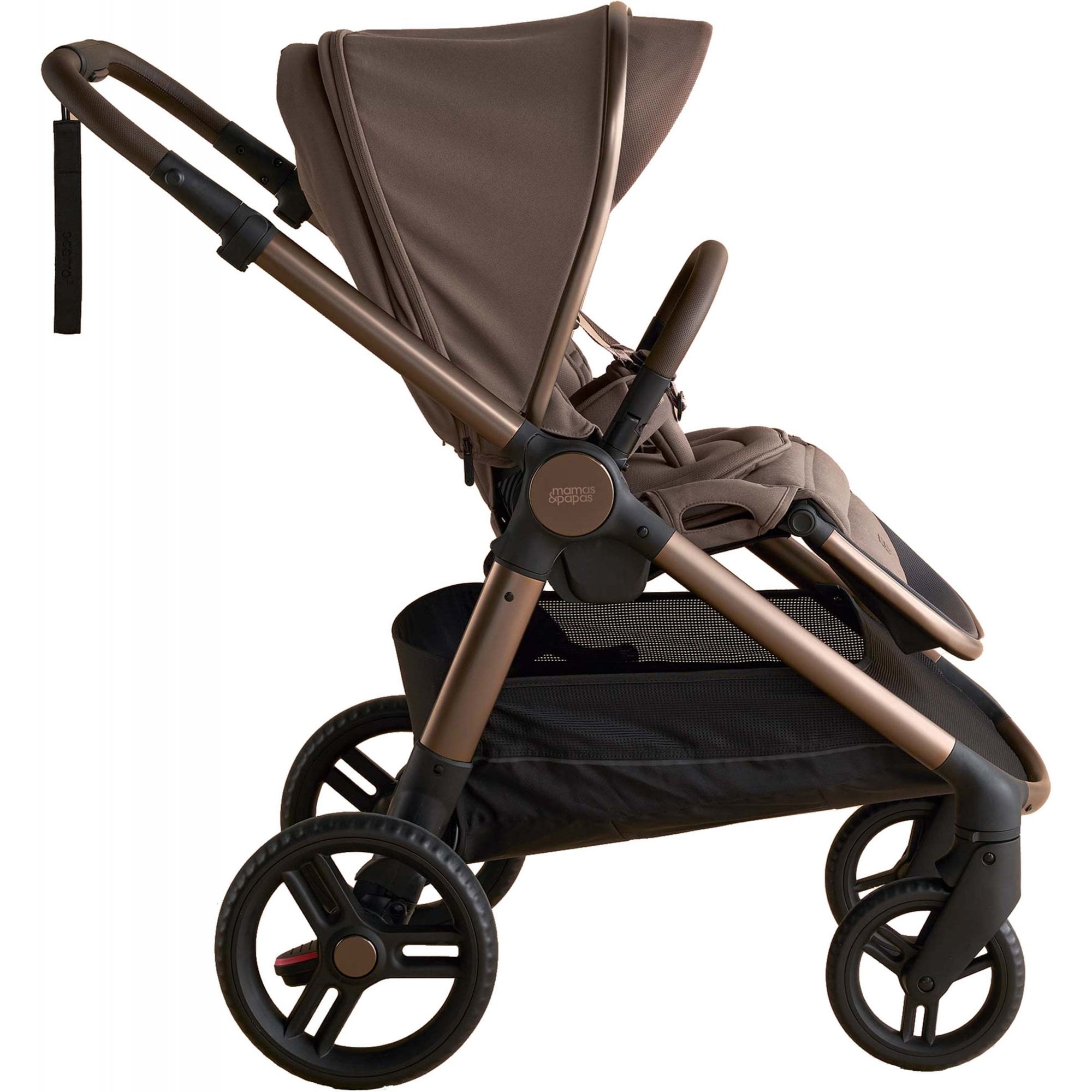 Mamas & Papas Ocarro 2 Complete Bundle Crema + Cloud T & Base