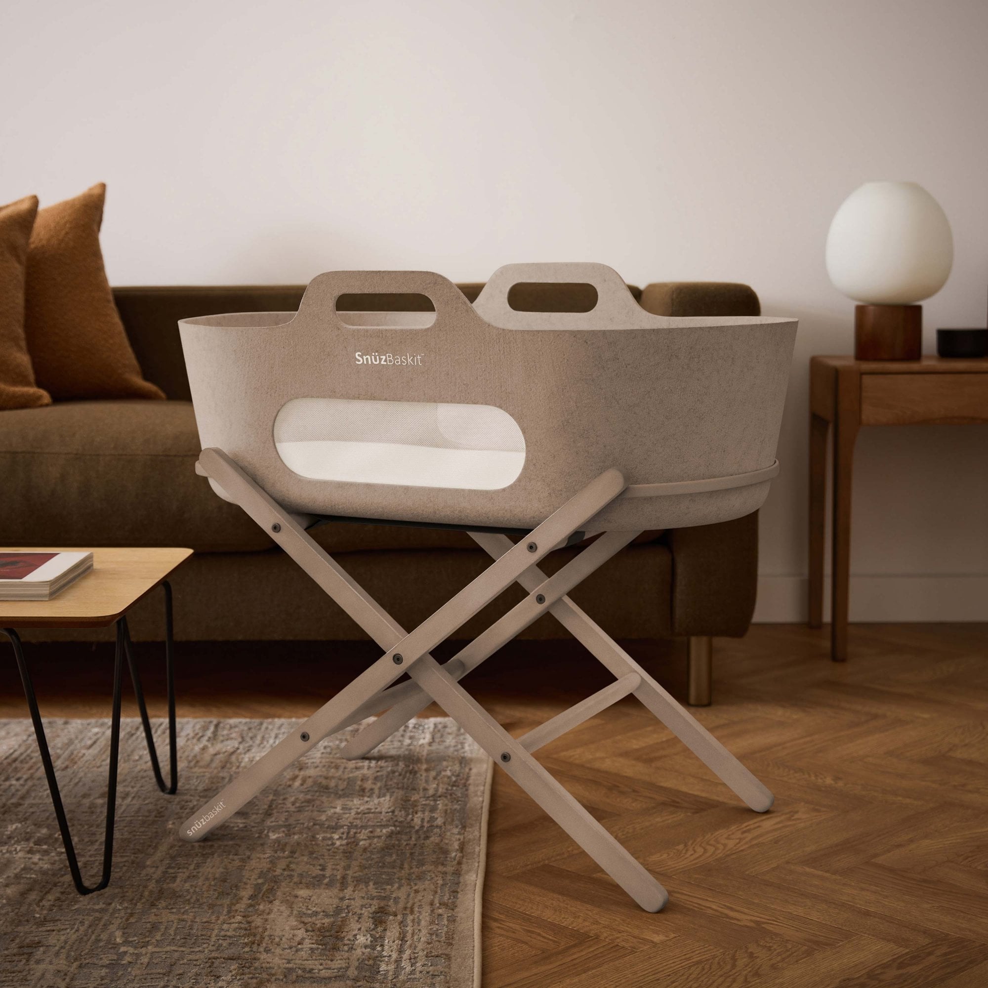 SNUZ SnuzBaskit Mocha & Stand