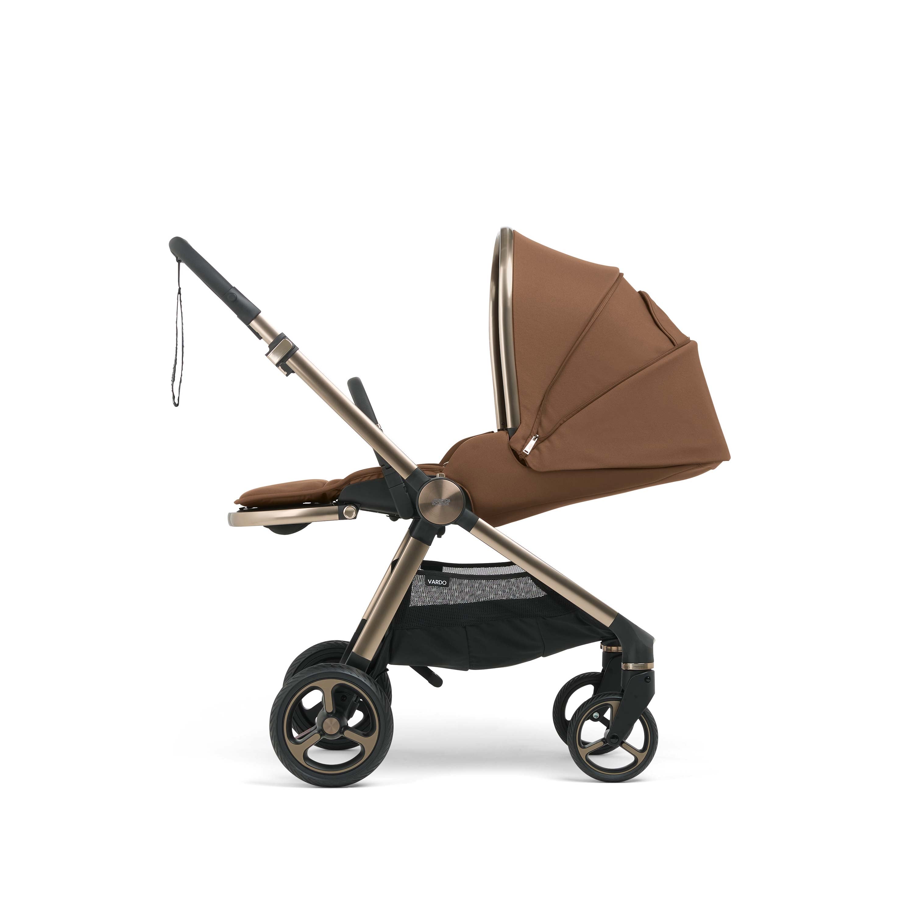 Mamas & Papas Vardo Essential Kit Nutmeg + Cabriofix & Base