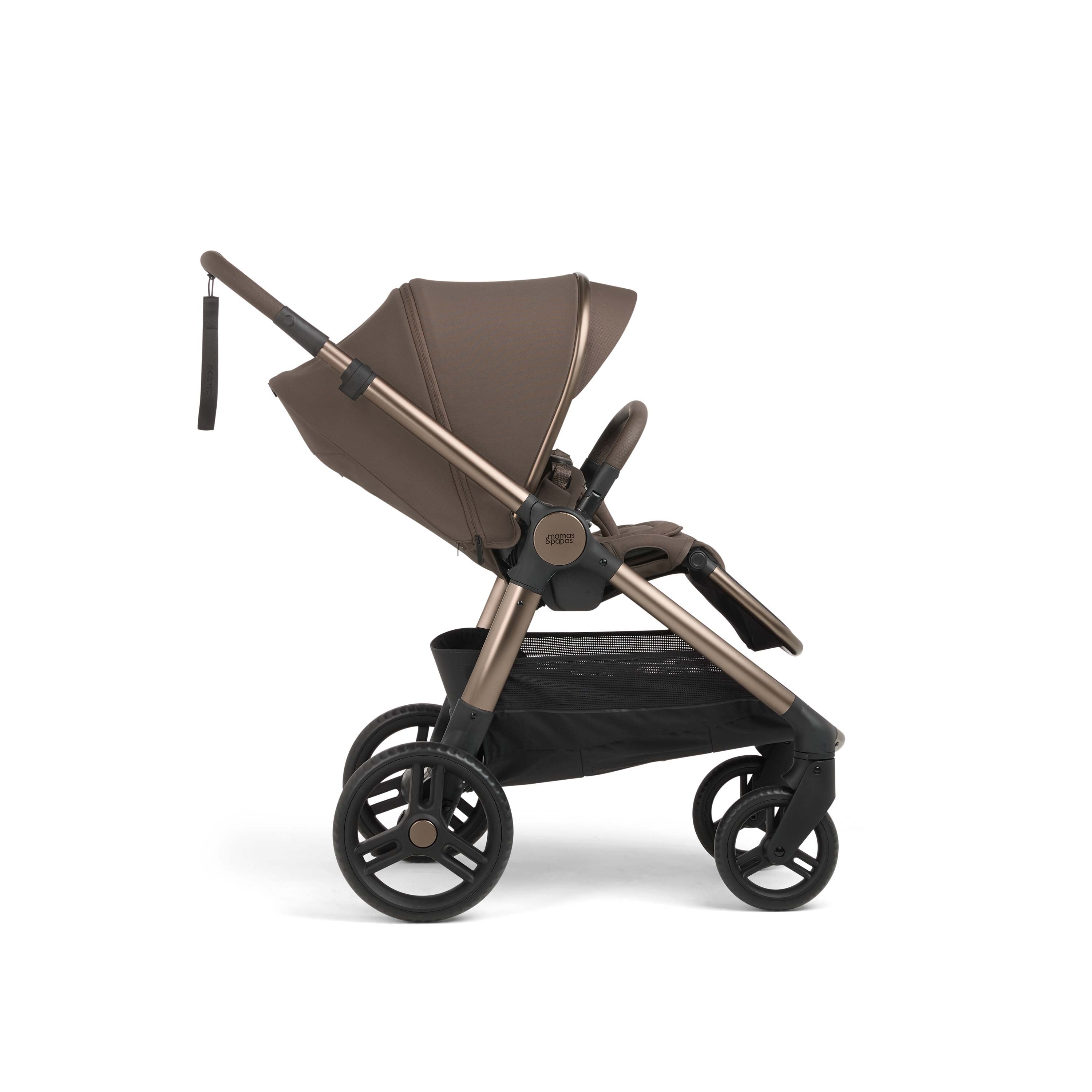 Mamas & Papas Ocarro 2 Essential Bundle (Crema) – Pebble 360 Pro2 & FamilyFix Base