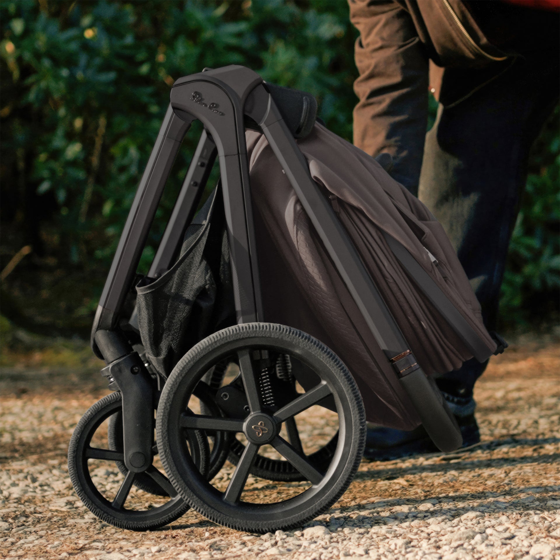 Silver Cross Cove 2 Ultimate 360 Infant Carrier Bundle | Chocolate