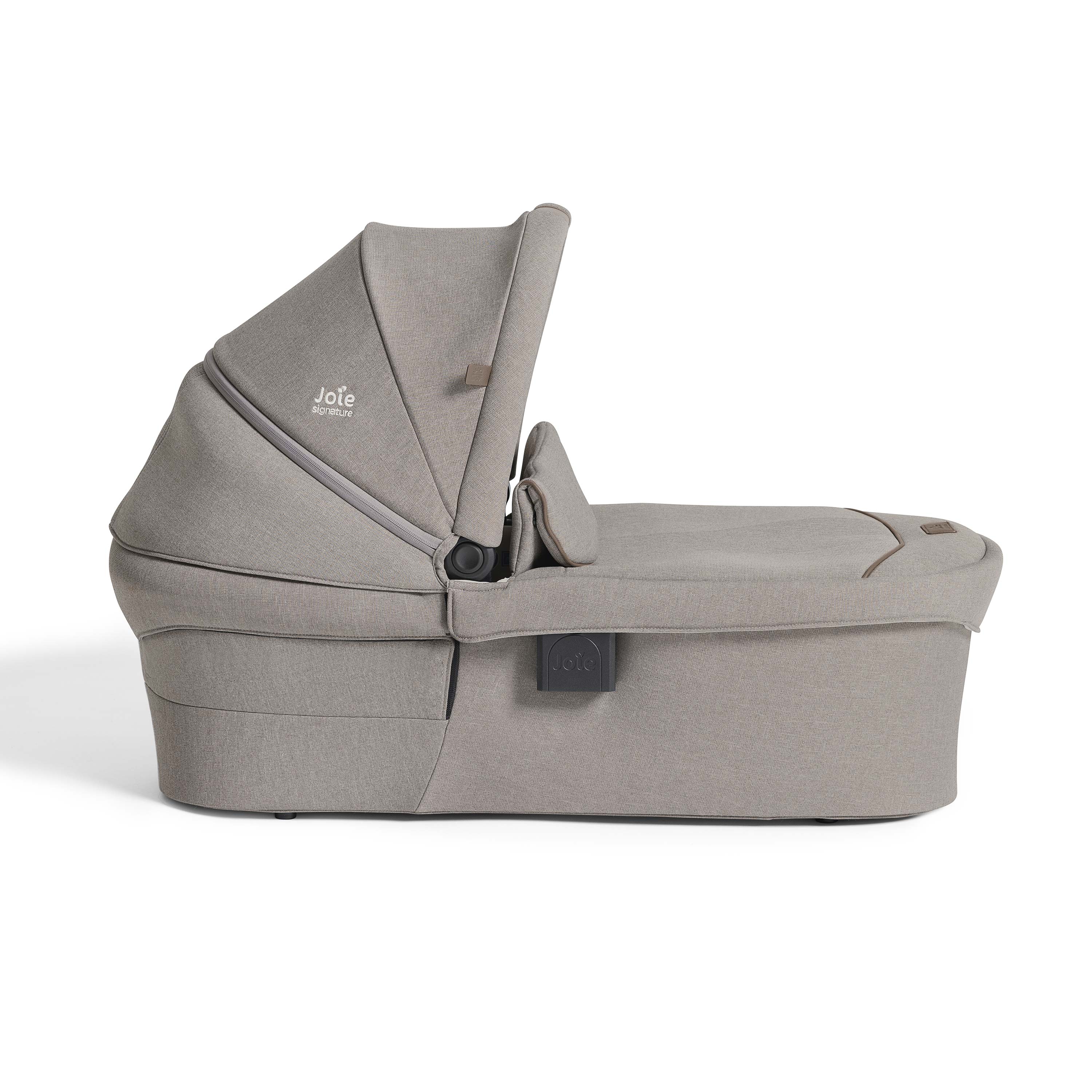 Joie Signature ramble™ xl Carrycot Maple